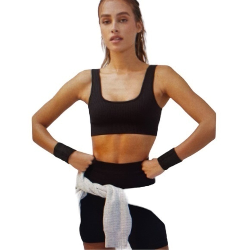 Pac 1980 Women's Active Seamless Ribbed Bralette Black Size Med EUC #0849-AT